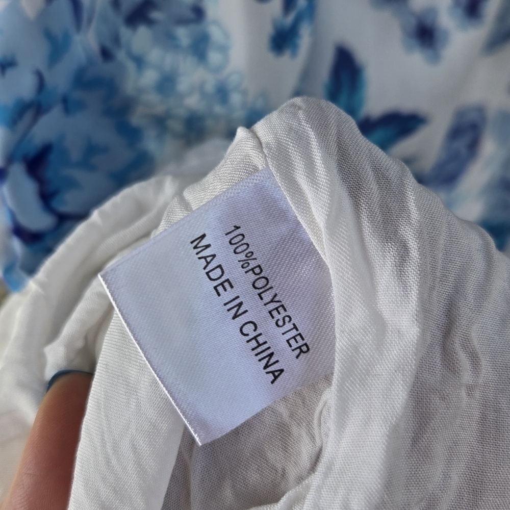 Thats so fetch Blue White Floral Maxi Dress - Picture 10 of 12